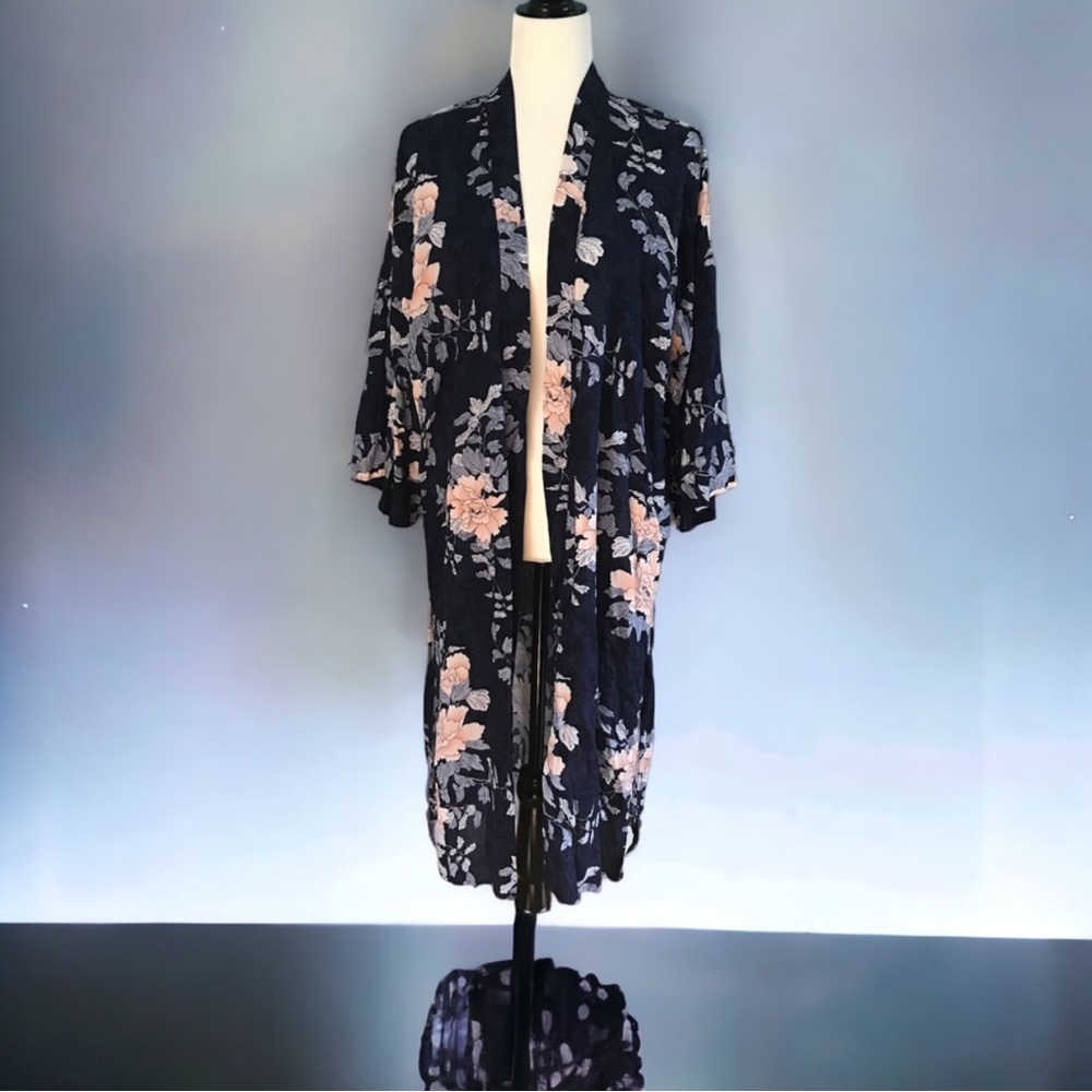 Lightweight Summer Duster - Picture 1 of 3